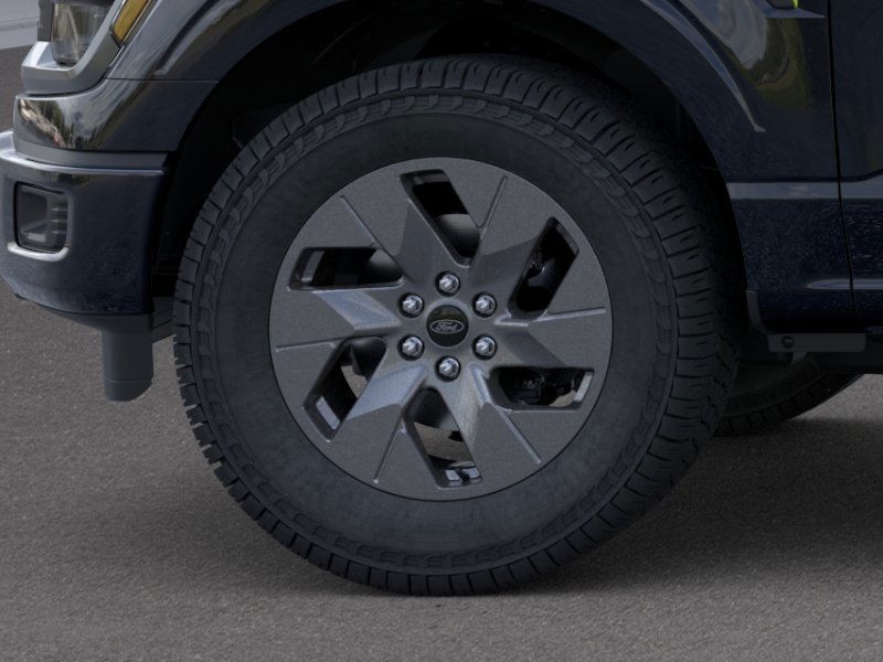 Ford F-150 Vehicle Full-screen Gallery Image 21