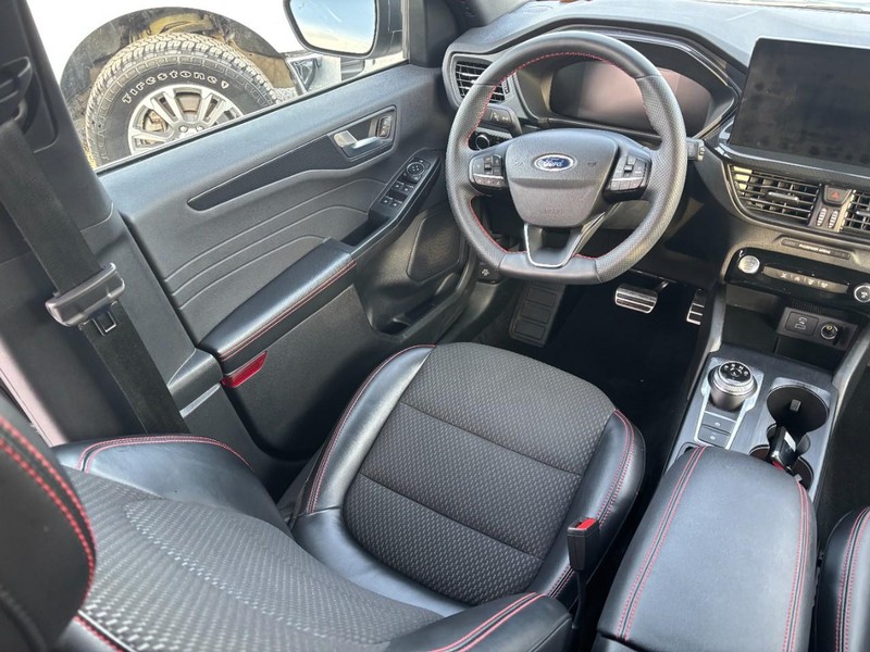 Ford Escape Vehicle Image 13