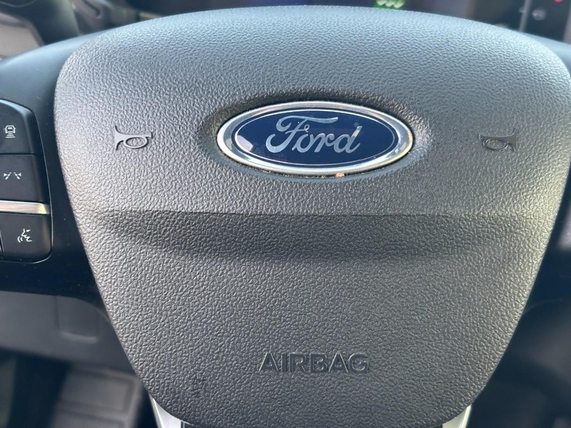 Ford Escape Vehicle Image 19