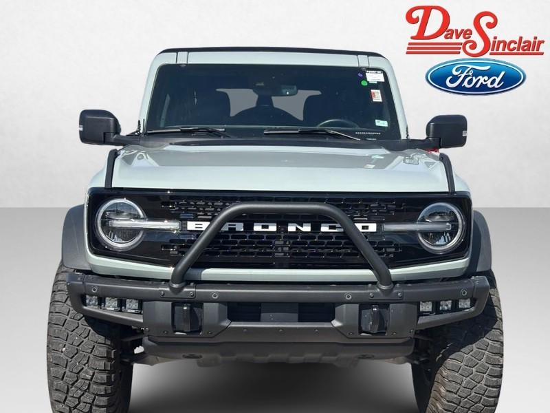 Ford Bronco Vehicle Full-screen Gallery Image 10