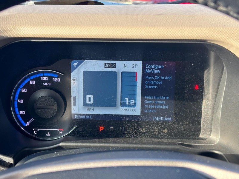 Ford Bronco Vehicle Full-screen Gallery Image 22