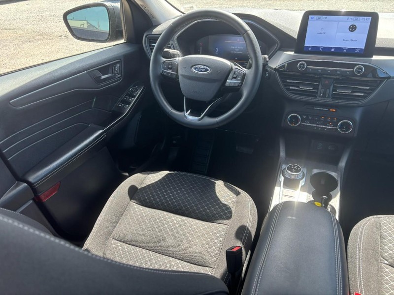 Ford Escape Vehicle Image 14