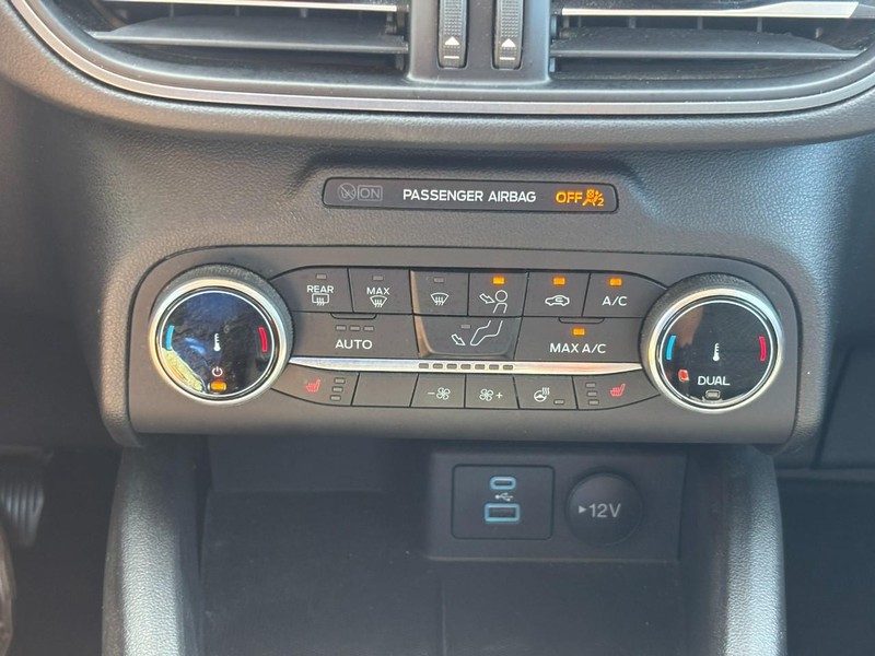 Ford Escape Vehicle Image 24