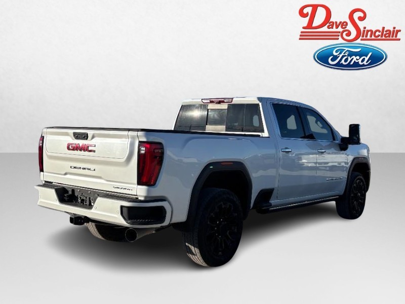 GMC Sierra 2500HD Vehicle Full-screen Gallery Image 07