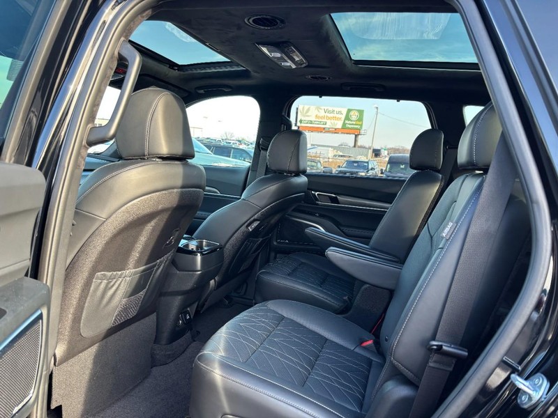 Kia Telluride Vehicle Image 13