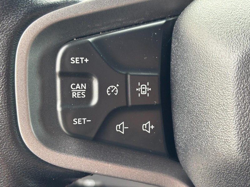 Ford Bronco Vehicle Image 16