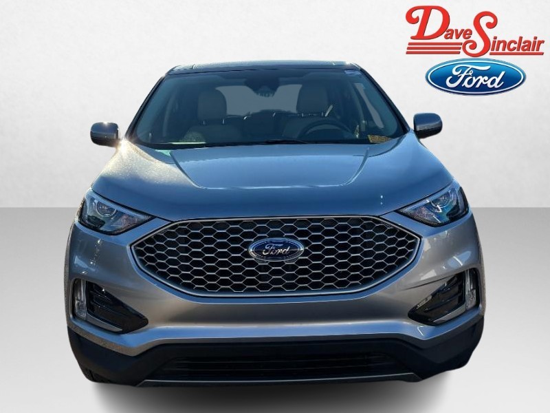 Ford Edge Vehicle Full-screen Gallery Image 04