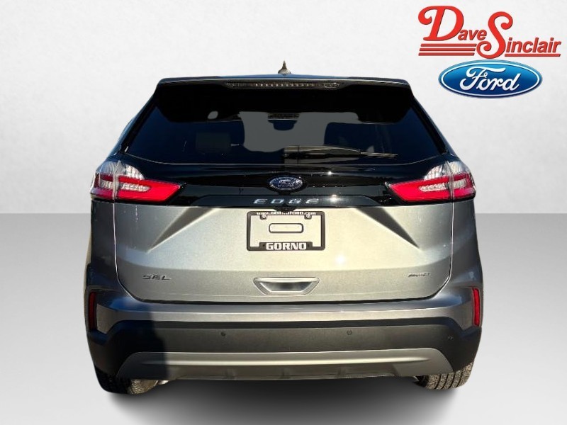 Ford Edge Vehicle Full-screen Gallery Image 09