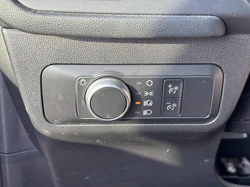 Ford Escape Vehicle Image 18