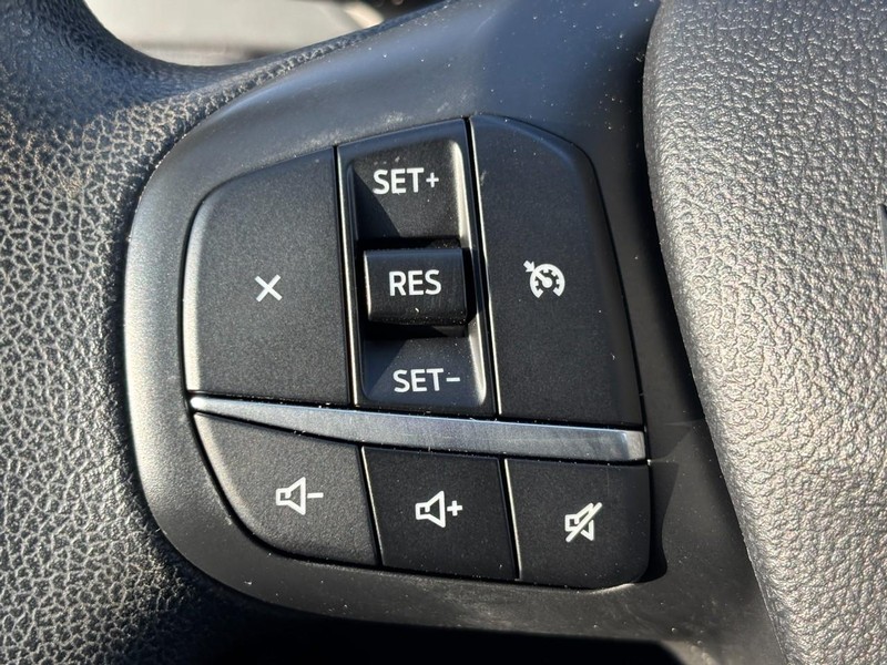 Ford Escape Vehicle Image 19