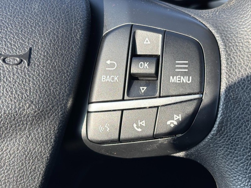 Ford Escape Vehicle Image 21