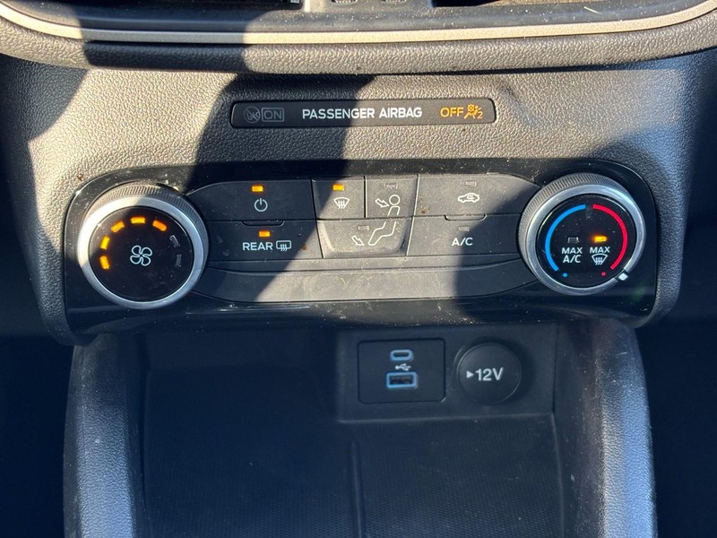 Ford Escape Vehicle Image 25