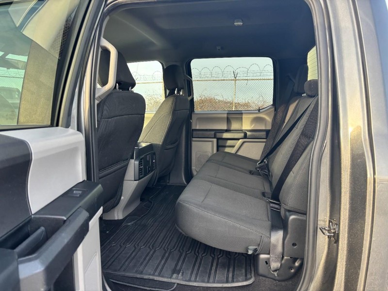 Ford F-150 Vehicle Image 12