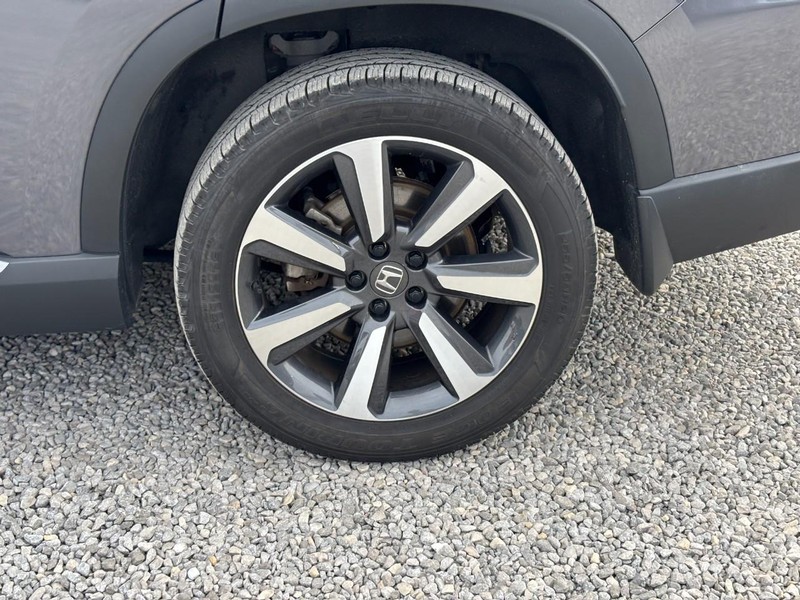 Honda Pilot Vehicle Full-screen Gallery Image 11