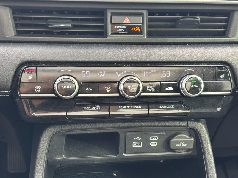 Honda Pilot Vehicle Full-screen Gallery Image 28