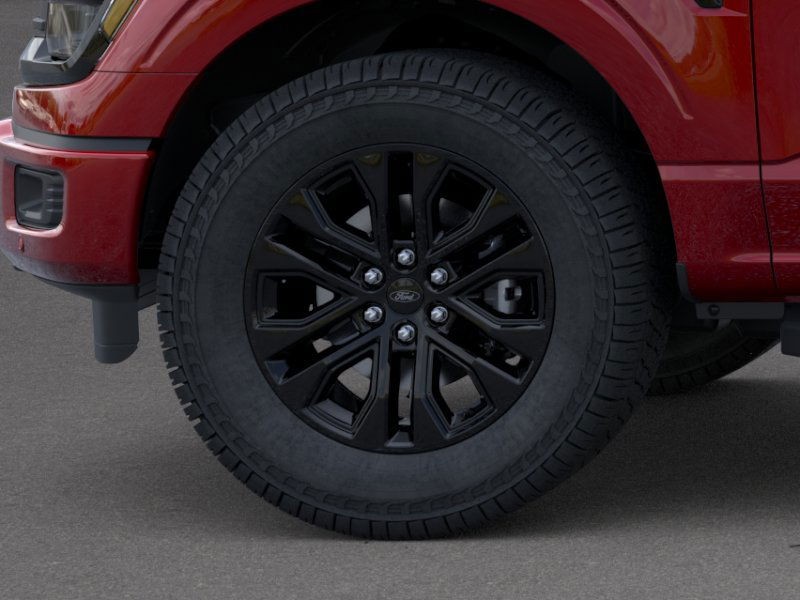 Ford F-150 Vehicle Full-screen Gallery Image 21