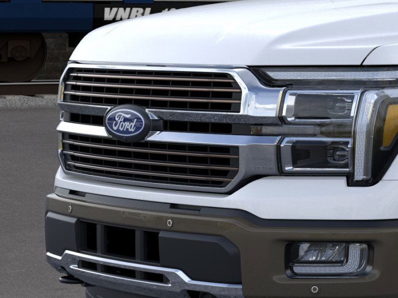 Ford F-150 Vehicle Full-screen Gallery Image 19