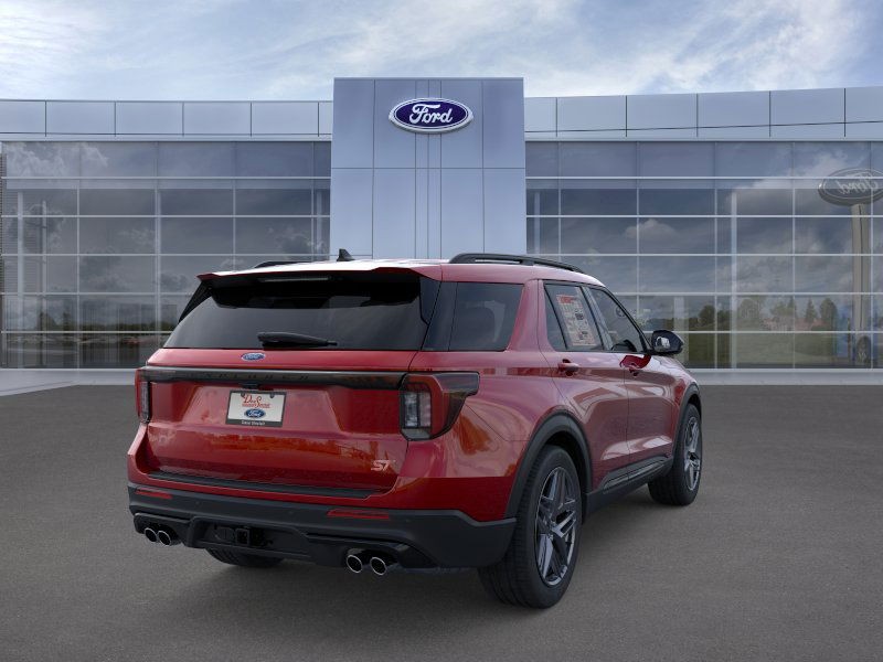Ford Explorer Vehicle Full-screen Gallery Image 10