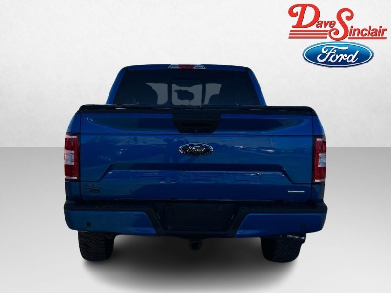 Ford F-150 Vehicle Full-screen Gallery Image 08