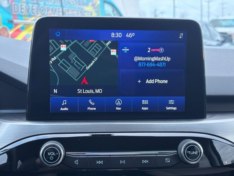 Ford Escape Vehicle Full-screen Gallery Image 22