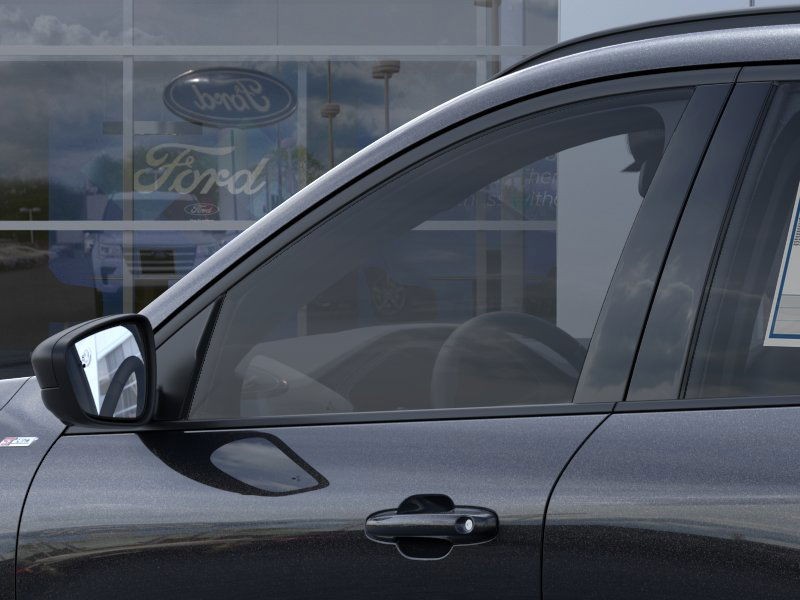 Ford Escape Vehicle Full-screen Gallery Image 22