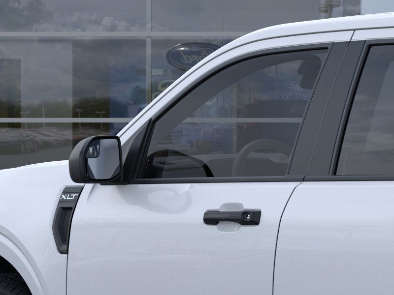 Ford Maverick Vehicle Full-screen Gallery Image 23