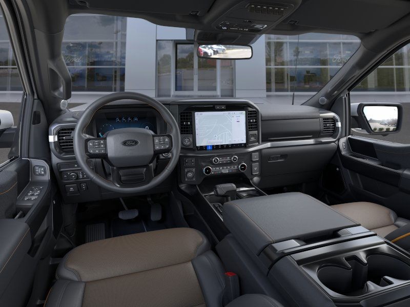 Ford F-150 Vehicle Full-screen Gallery Image 11
