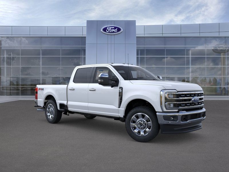 Ford Super Duty F-250 SRW Vehicle Full-screen Gallery Image 09