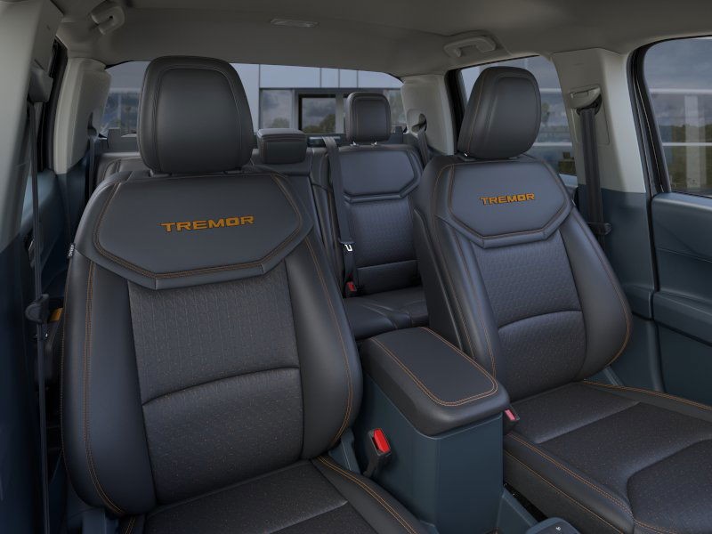 Ford Maverick Vehicle Full-screen Gallery Image 12