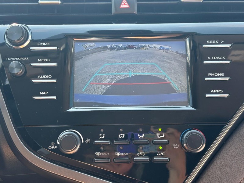 Toyota Camry Vehicle Image 22