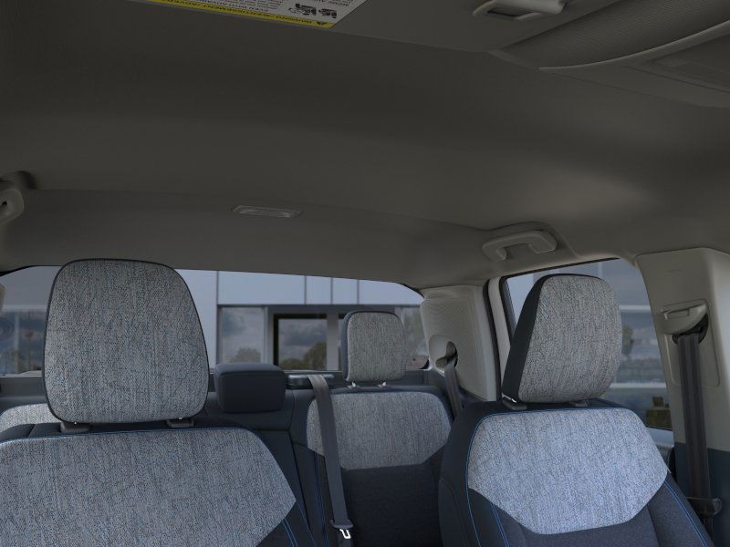 Ford Maverick Vehicle Image 14