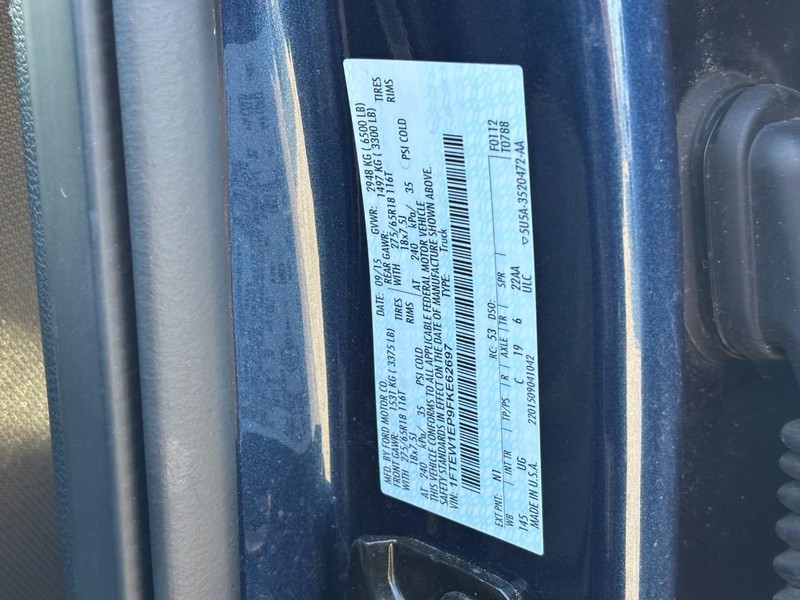 Ford F-150 Vehicle Full-screen Gallery Image 26