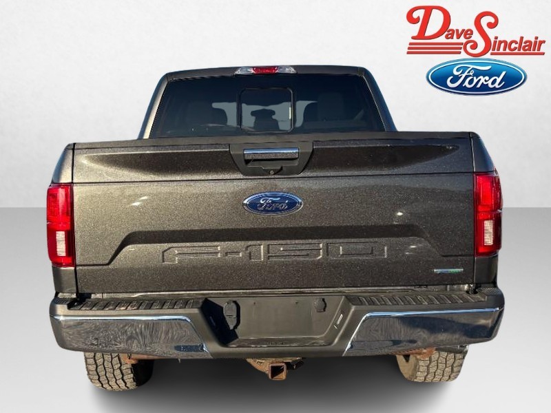 Ford F-150 Vehicle Full-screen Gallery Image 08