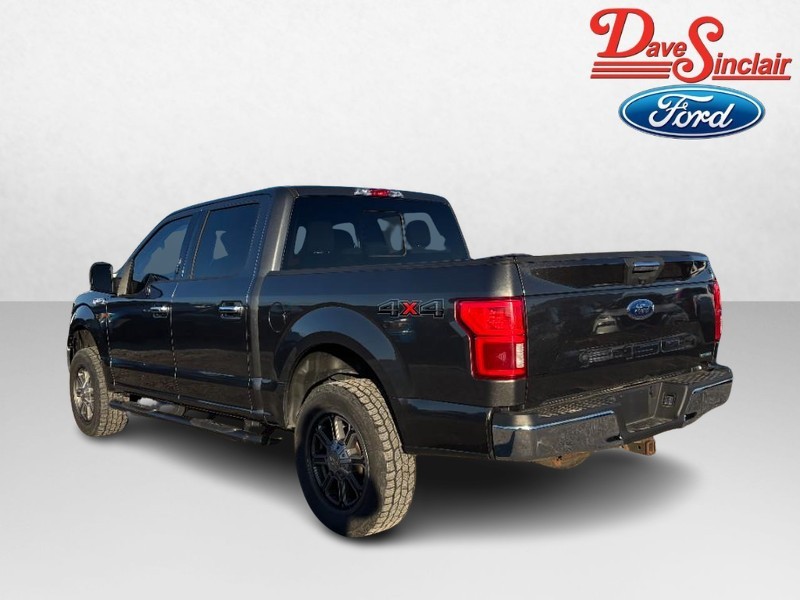 Ford F-150 Vehicle Full-screen Gallery Image 09