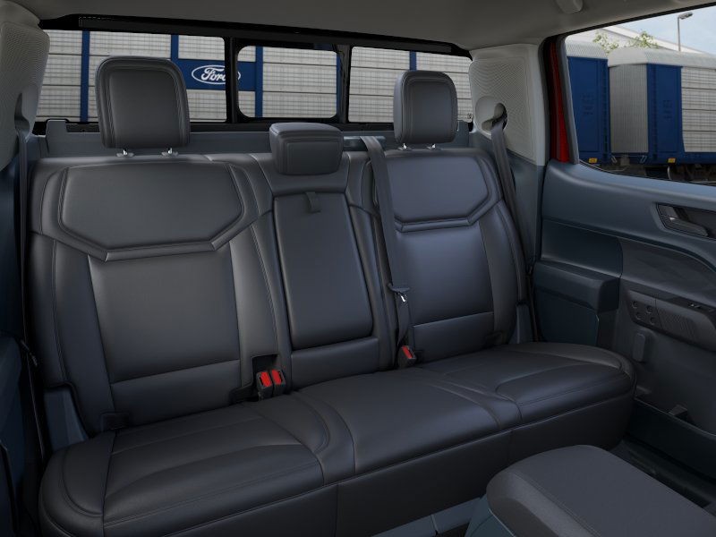 Ford Maverick Vehicle Image 13