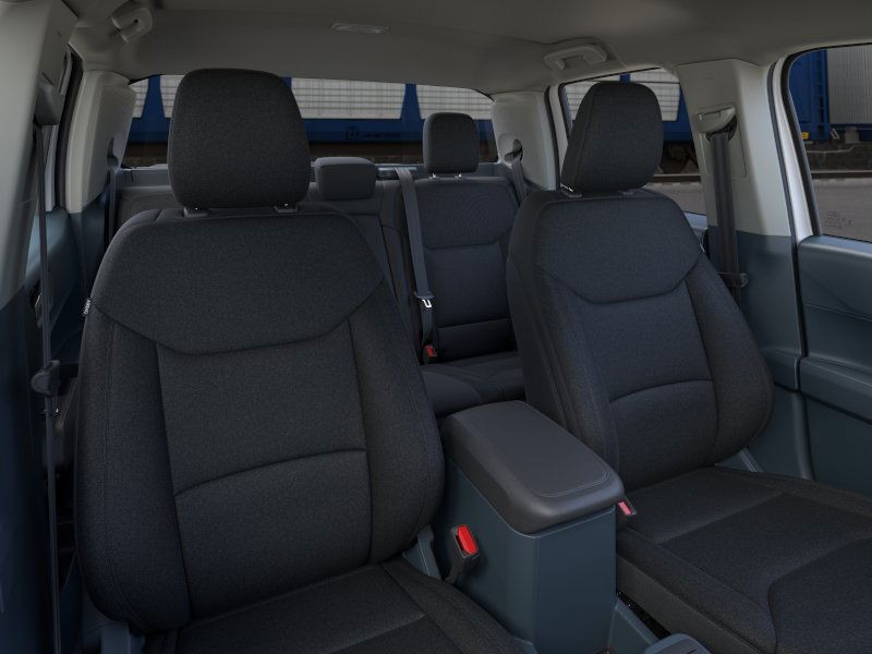 Ford Maverick Vehicle Image 12