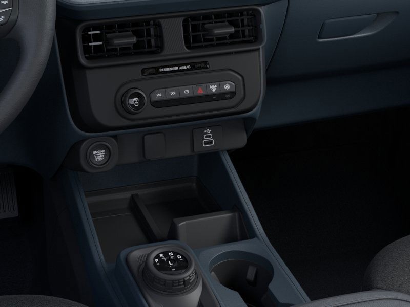 Ford Maverick Vehicle Image 18