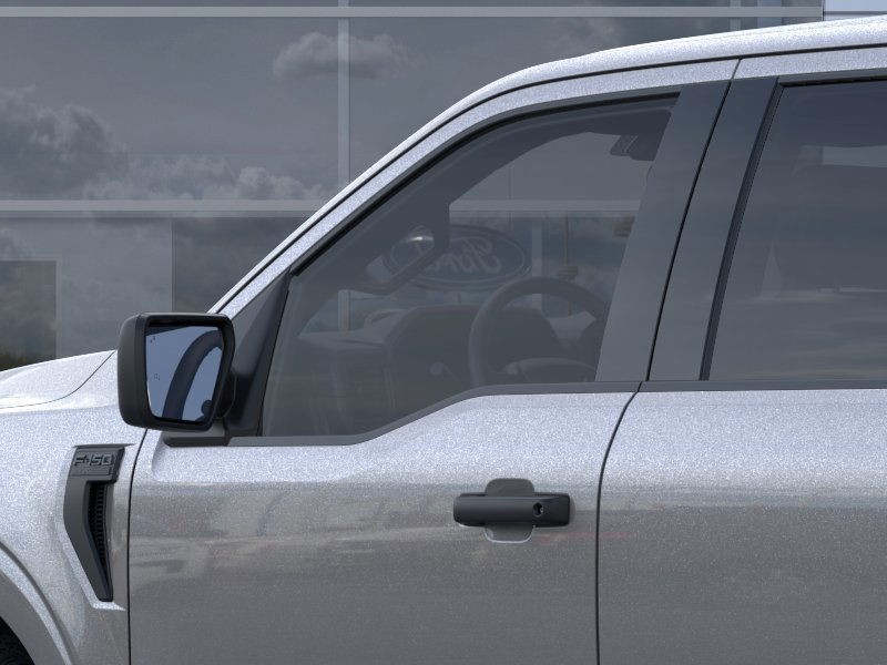 Ford F-150 Vehicle Full-screen Gallery Image 22