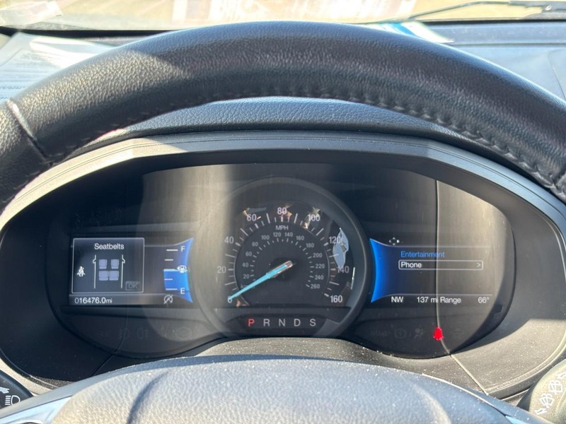 Ford Edge Vehicle Full-screen Gallery Image 22