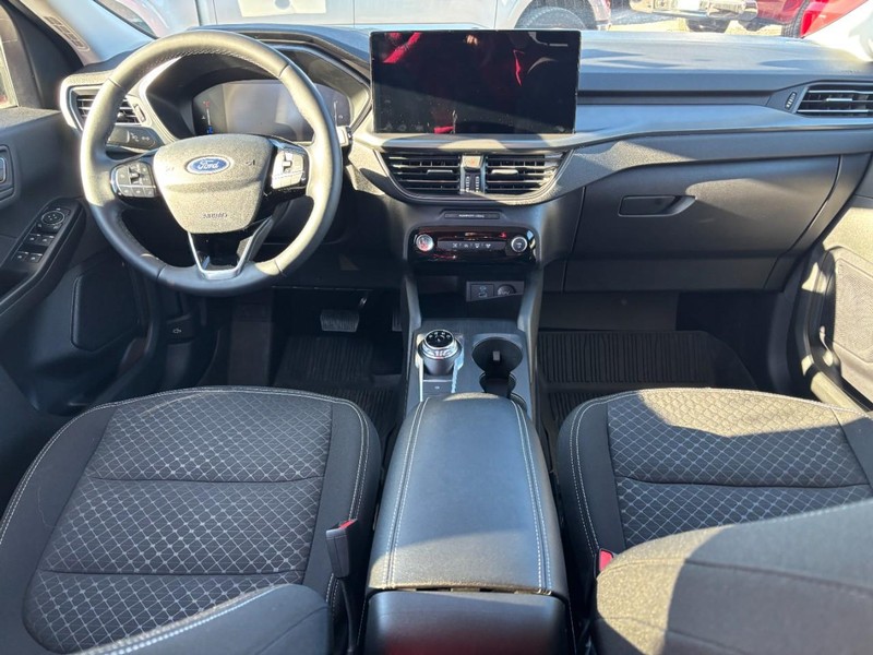 Ford Escape Vehicle Image 14