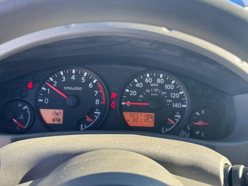 Nissan Frontier Vehicle Image 22