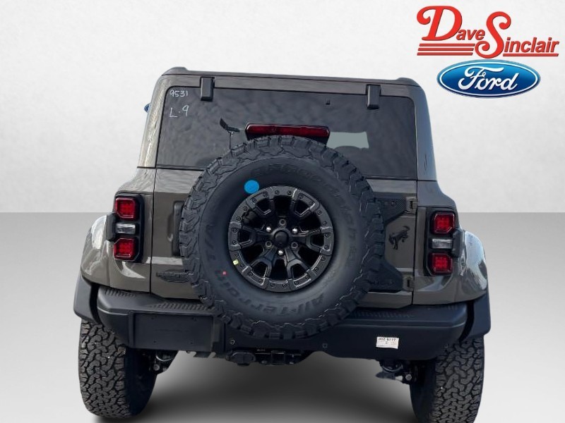 Ford Bronco Vehicle Image 08