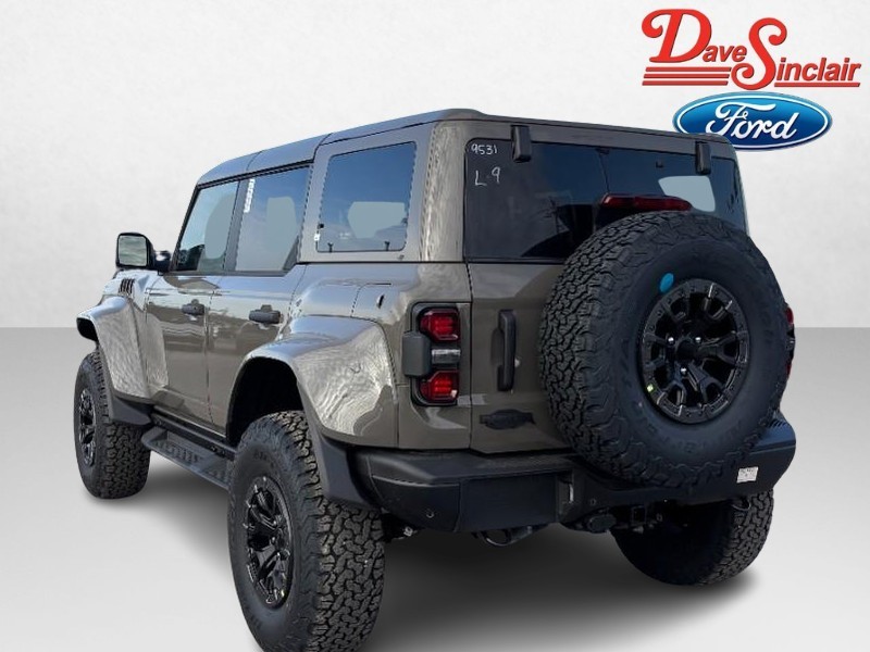 Ford Bronco Vehicle Image 09