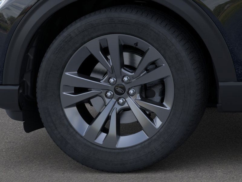 Ford Explorer Vehicle Image 21