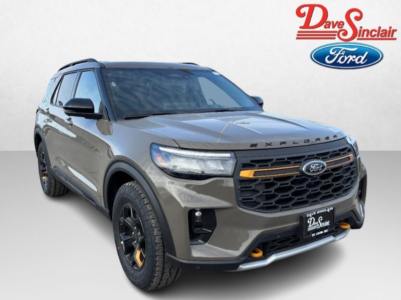 Ford Explorer Vehicle Full-screen Gallery Image 04