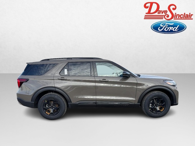 Ford Explorer Vehicle Full-screen Gallery Image 05