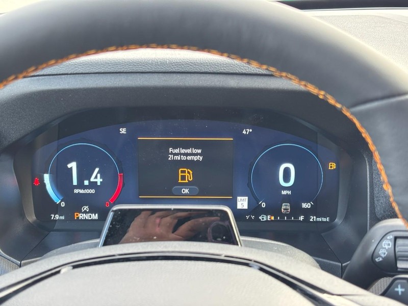 Ford Explorer Vehicle Full-screen Gallery Image 24