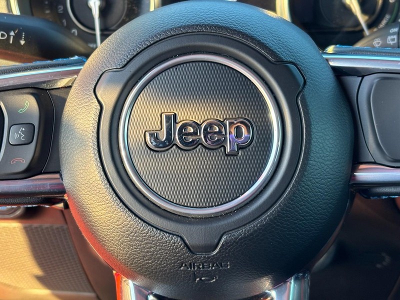 Jeep Wrangler 4xe Vehicle Full-screen Gallery Image 20