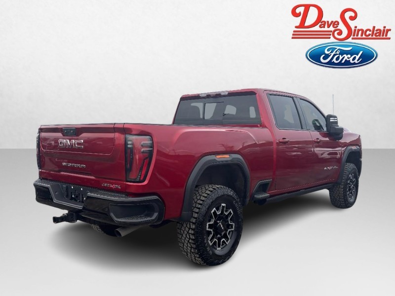 GMC Sierra 2500HD Vehicle Full-screen Gallery Image 07