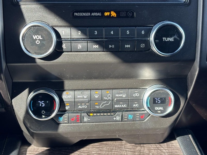 Ford Expedition Max Vehicle Image 27